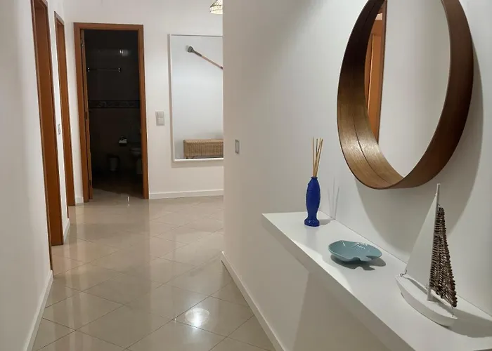 Summersalt - Old Town * 阿尔布费拉