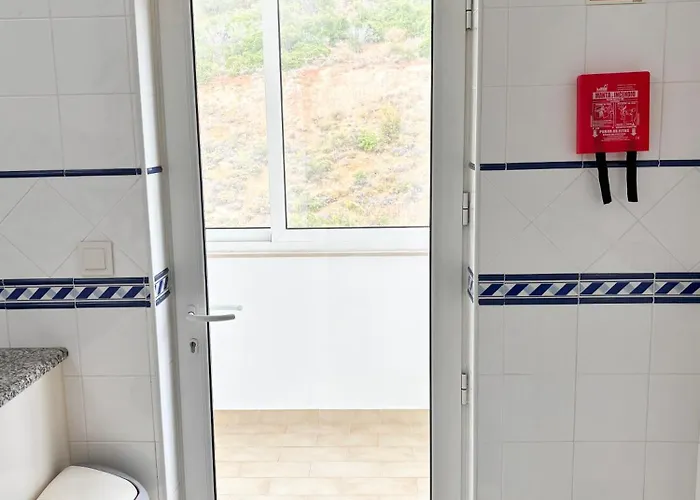 Summersalt - Old Town 阿尔布费拉